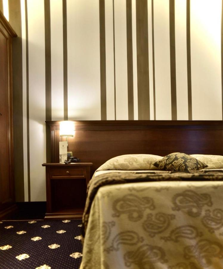 Antica Stazione Hotel Chiaramonte Gulfi Luaran gambar