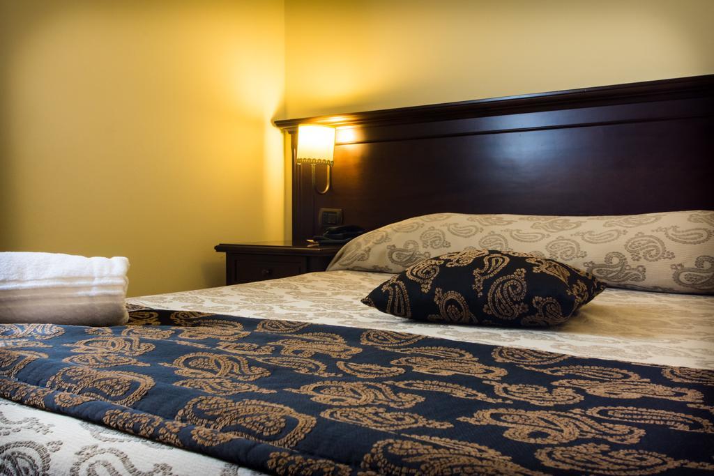 Antica Stazione Hotel Chiaramonte Gulfi Bilik gambar